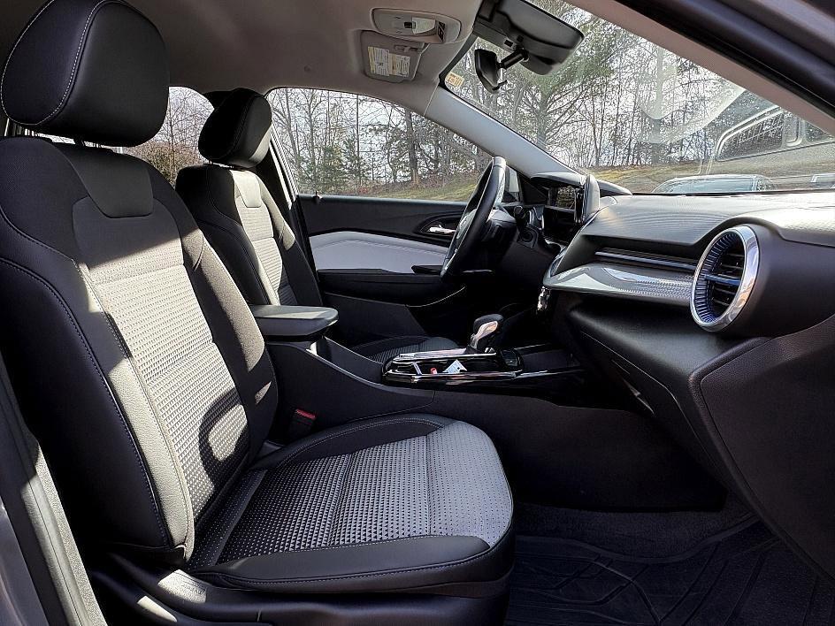 used 2024 Chevrolet Trax car, priced at $20,719