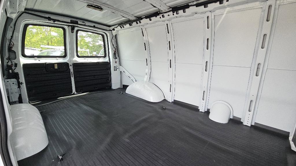 new 2025 Chevrolet Express 2500 car, priced at $44,634