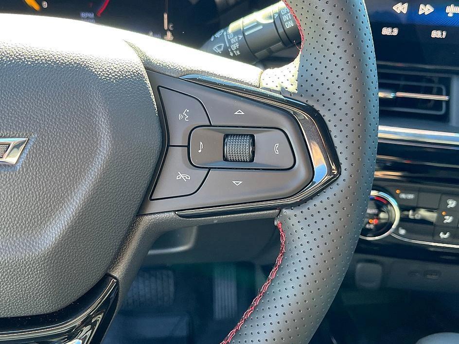 new 2026 Chevrolet Trax car, priced at $28,385