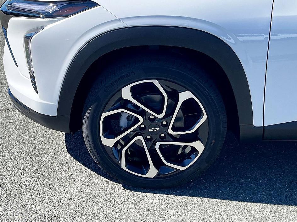 new 2026 Chevrolet Trax car, priced at $28,385