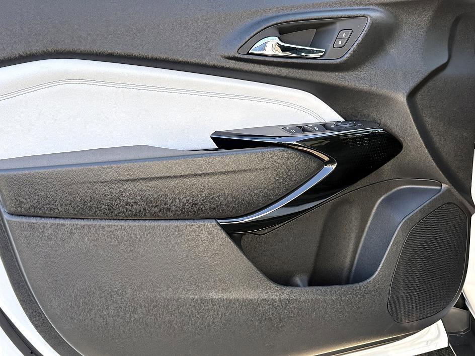 new 2026 Chevrolet Trax car, priced at $21,090