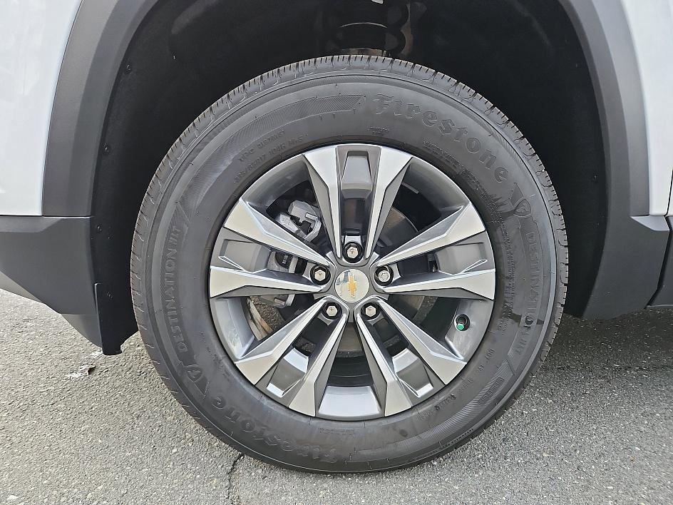 new 2026 Chevrolet Equinox car, priced at $26,545