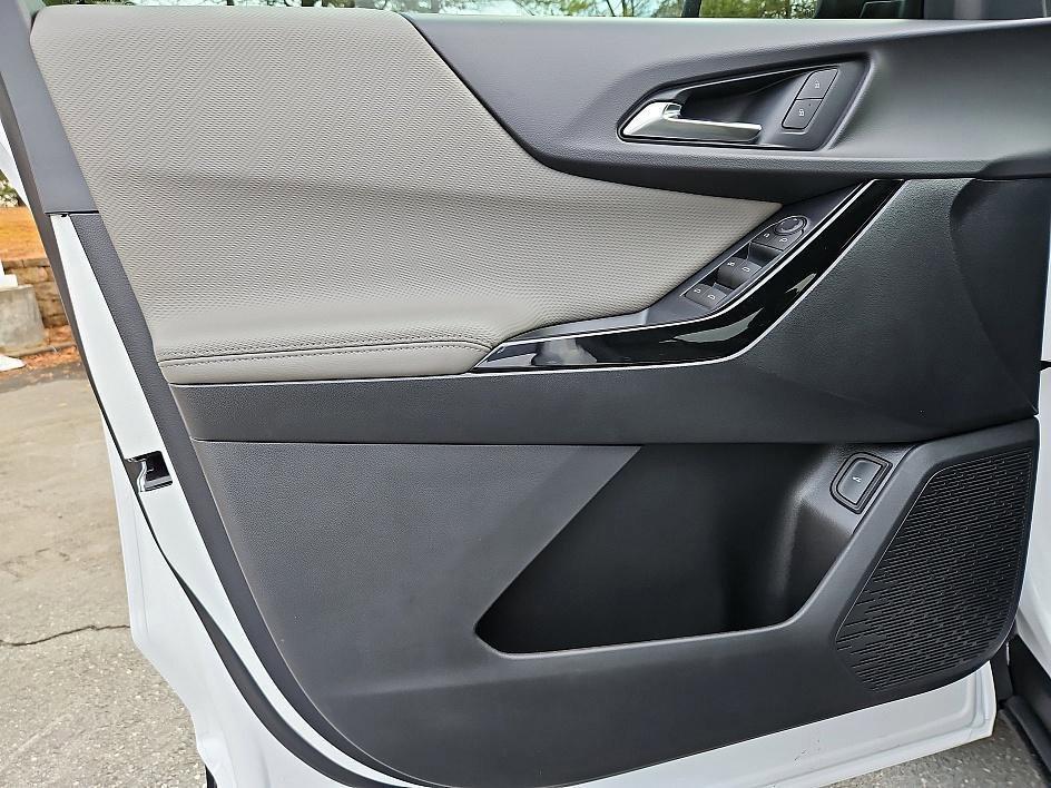 new 2026 Chevrolet Equinox car, priced at $26,545