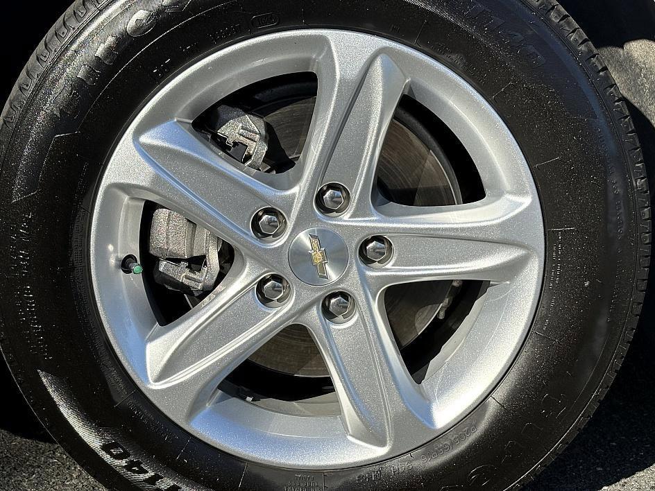 used 2024 Chevrolet Malibu car, priced at $20,851