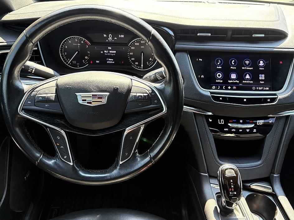 used 2020 Cadillac XT5 car, priced at $21,984