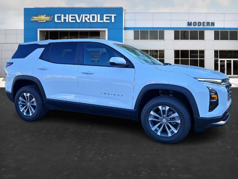 new 2026 Chevrolet Equinox car, priced at $26,295