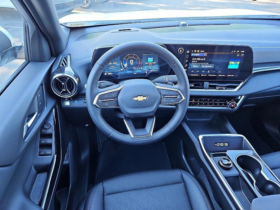 new 2026 Chevrolet Equinox car, priced at $26,295