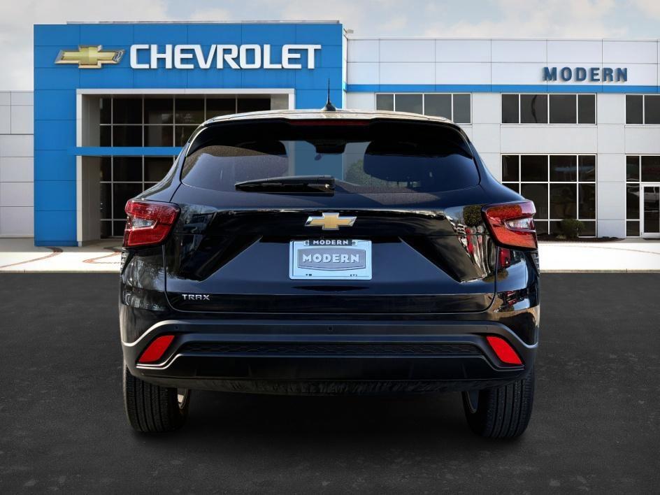 used 2025 Chevrolet Trax car, priced at $21,638