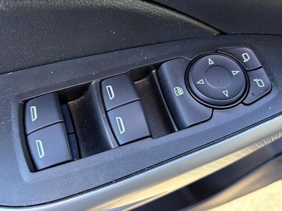 used 2025 Chevrolet Trax car, priced at $21,638