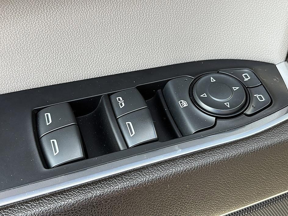 used 2023 Chevrolet Silverado 1500 car, priced at $38,747