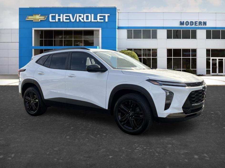 used 2024 Chevrolet Trax car, priced at $21,989