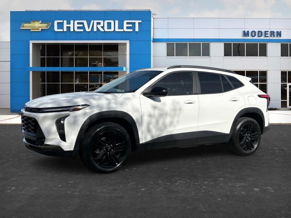 used 2024 Chevrolet Trax car, priced at $21,989