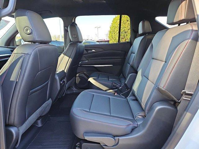 new 2026 Chevrolet Traverse car, priced at $42,290