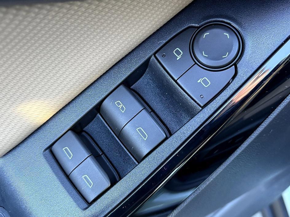 new 2026 Chevrolet Equinox car, priced at $29,640