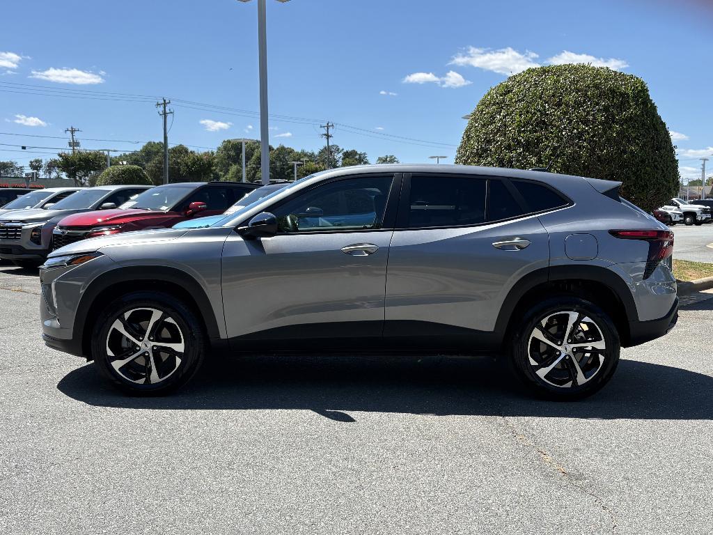 used 2025 Chevrolet Trax car, priced at $24,294
