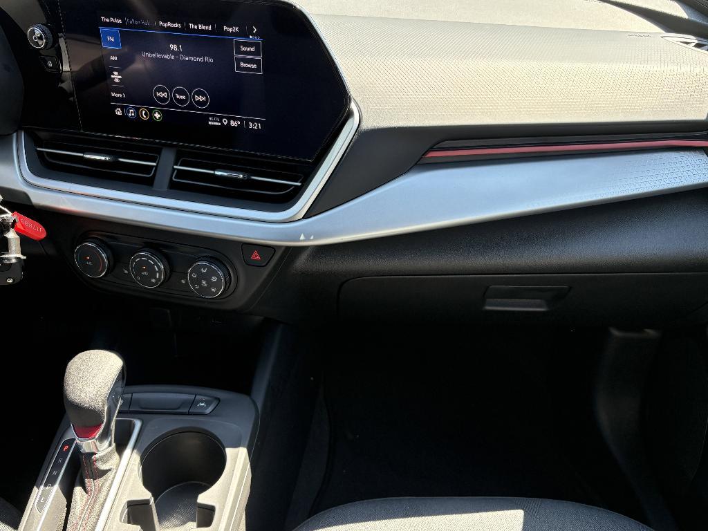 used 2025 Chevrolet Trax car, priced at $24,294