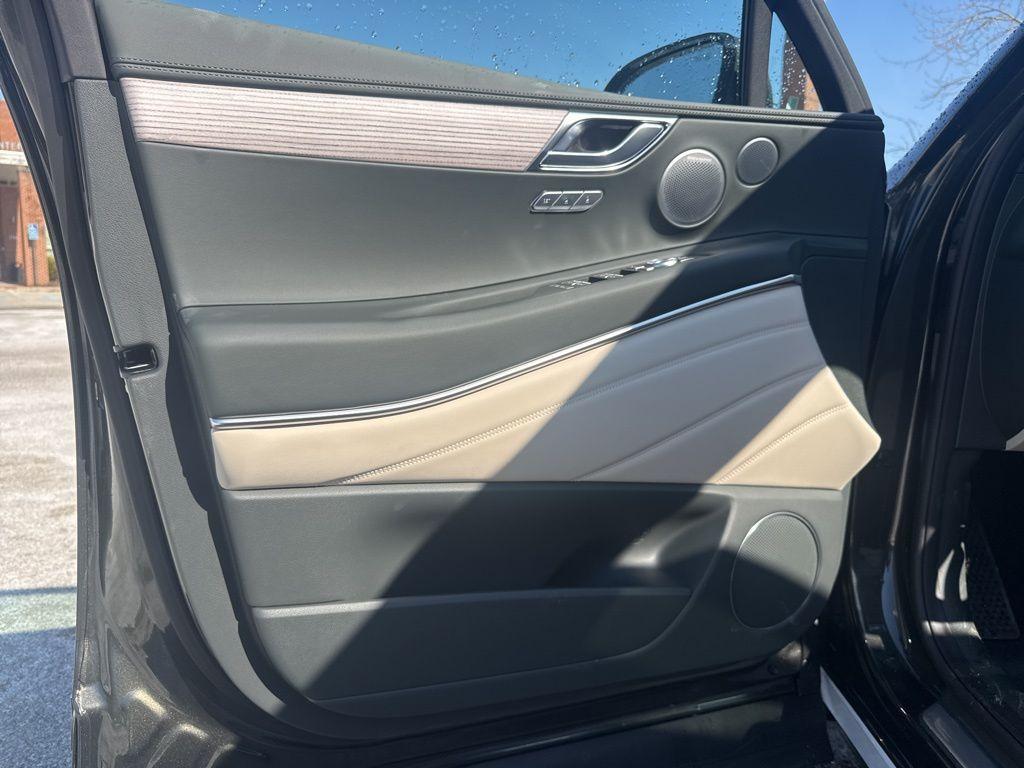 new 2026 Genesis GV80 car, priced at $68,745