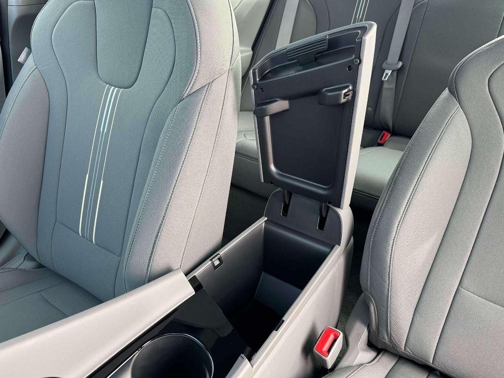 new 2026 Hyundai ELANTRA HEV car, priced at $26,020