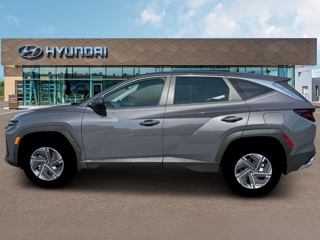 new 2026 Hyundai TUCSON Hybrid car, priced at $34,016