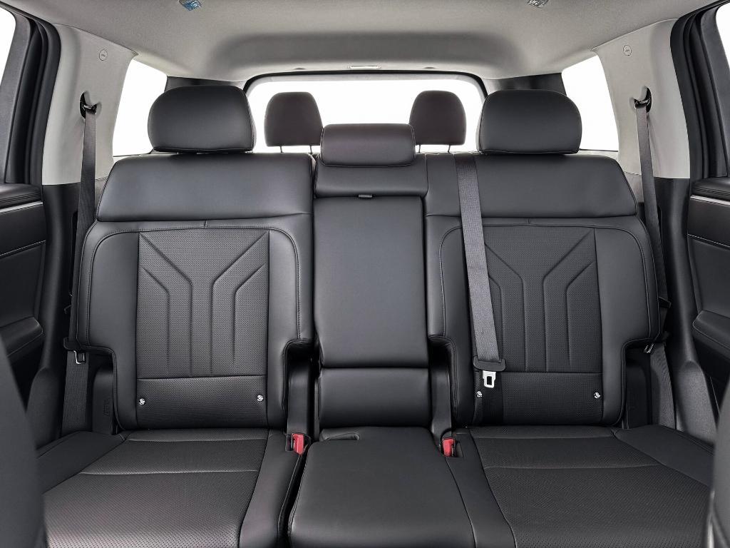 new 2026 Hyundai SANTA FE HEV car, priced at $40,361