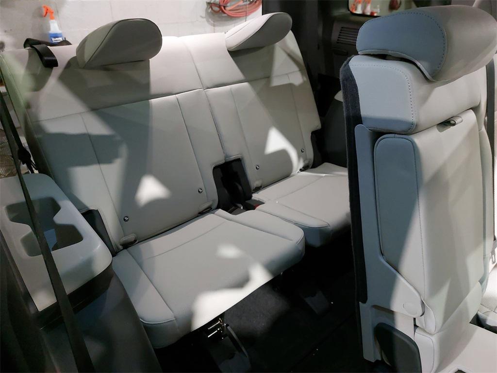 used 2025 Hyundai Santa Fe car, priced at $31,990