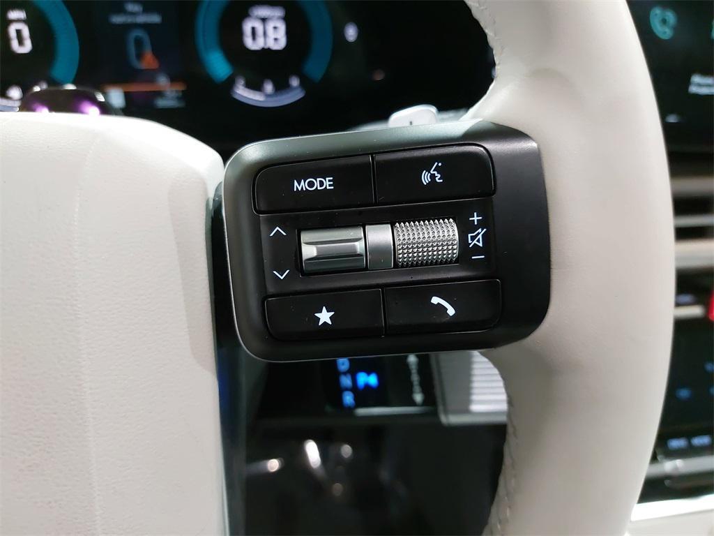 used 2025 Hyundai Santa Fe car, priced at $31,990