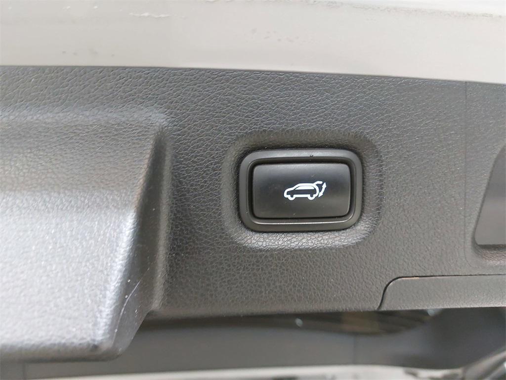 used 2023 Hyundai Santa Fe car, priced at $26,501