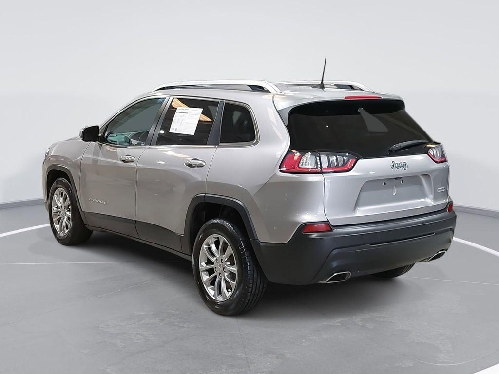 used 2021 Jeep Cherokee car, priced at $17,790