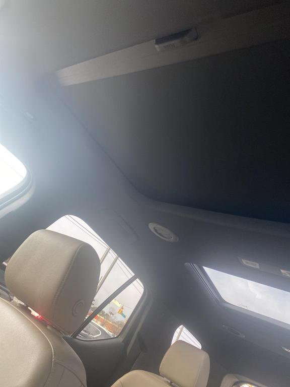 used 2022 Chevrolet Traverse car, priced at $24,899