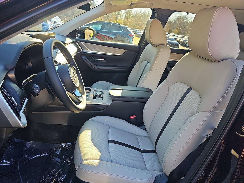 new 2026 Mazda CX-90 car, priced at $45,335