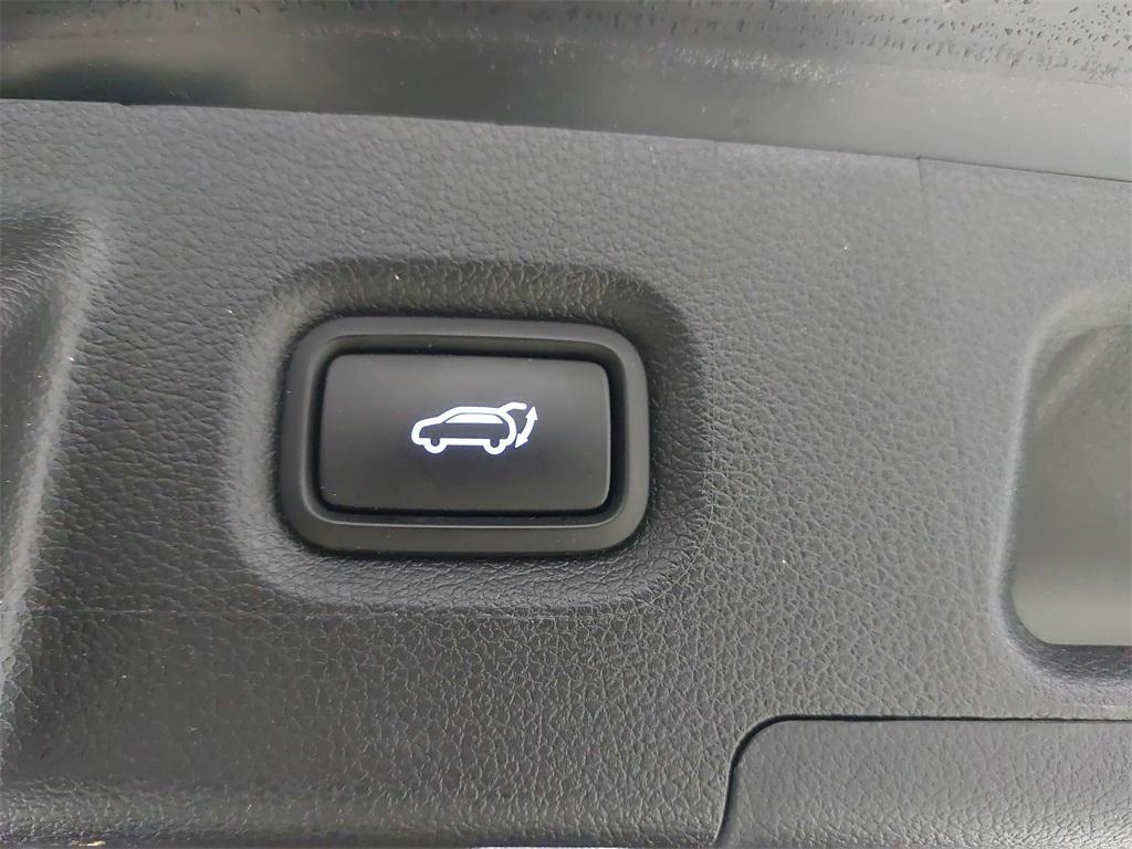 used 2023 Hyundai Santa Fe car, priced at $25,830