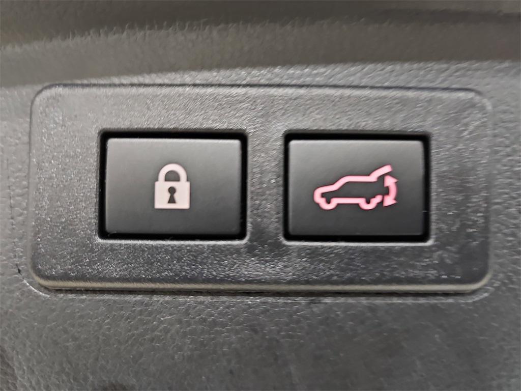 used 2025 Subaru Outback car, priced at $31,996