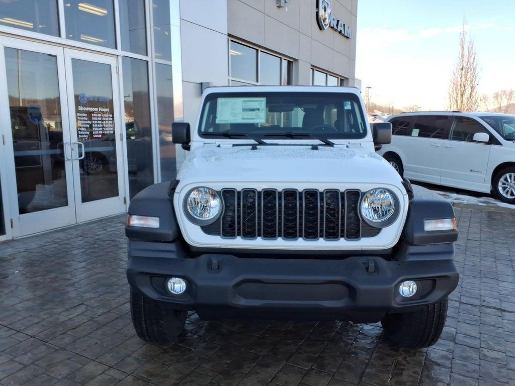 new 2026 Jeep Wrangler car, priced at $39,127