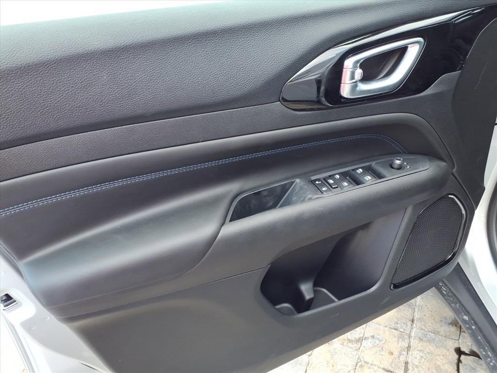 new 2026 Jeep Compass car, priced at $30,197