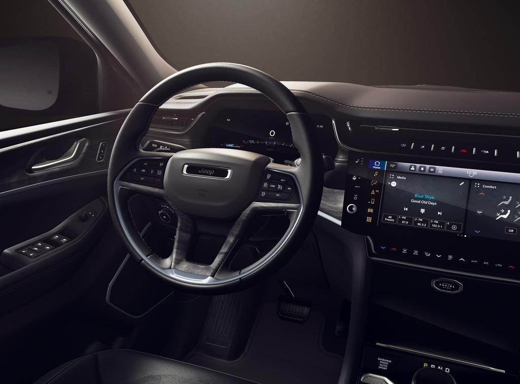 new 2026 Jeep Grand Cherokee car, priced at $49,985