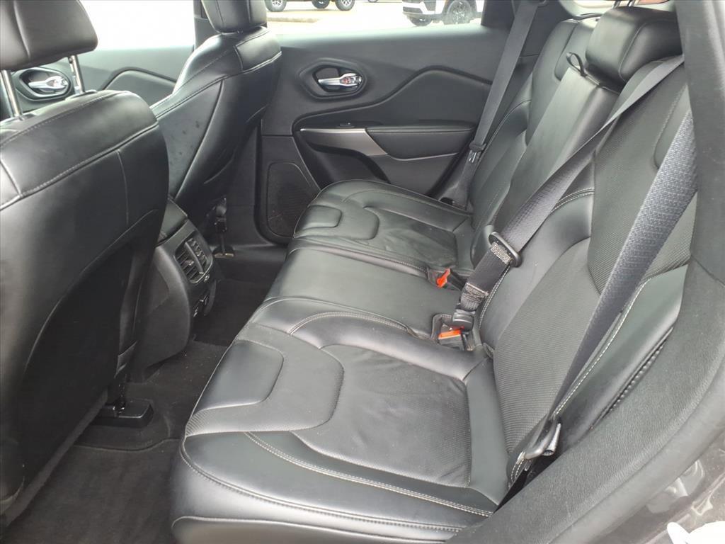 used 2022 Jeep Cherokee car, priced at $21,383