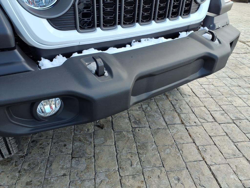 new 2026 Jeep Wrangler car, priced at $39,127