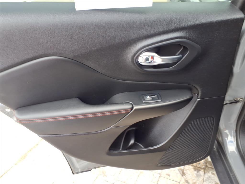 used 2022 Jeep Cherokee car, priced at $20,322