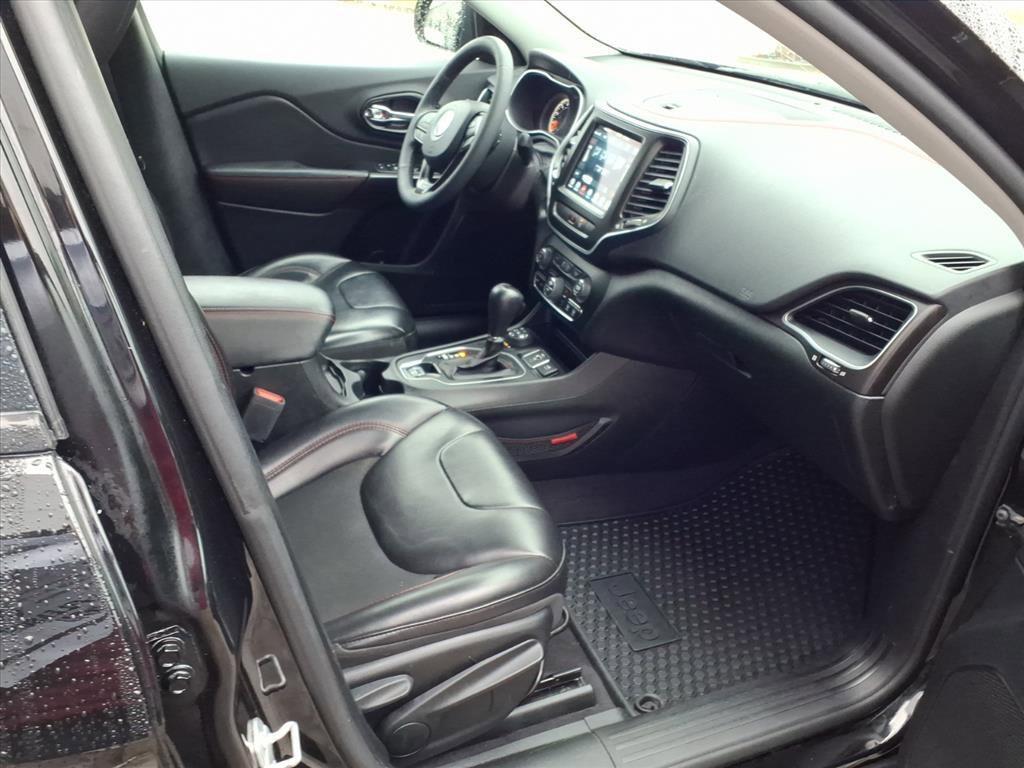 used 2022 Jeep Cherokee car, priced at $21,737