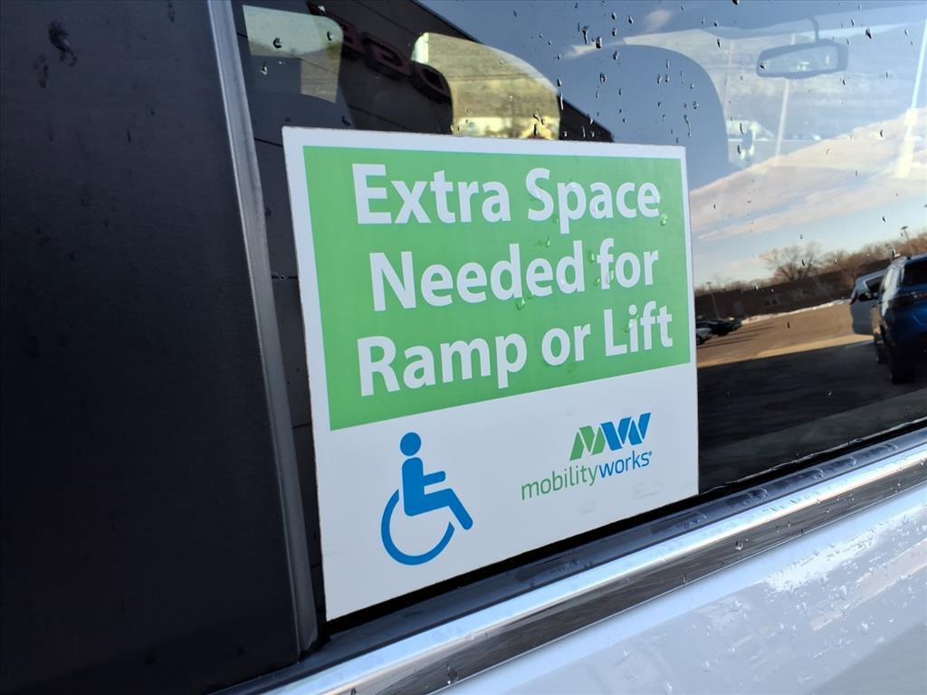 used 2018 Dodge Grand Caravan car