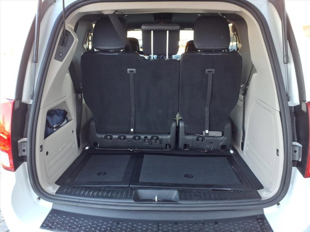 used 2018 Dodge Grand Caravan car