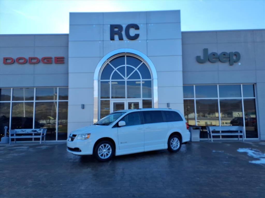 used 2018 Dodge Grand Caravan car