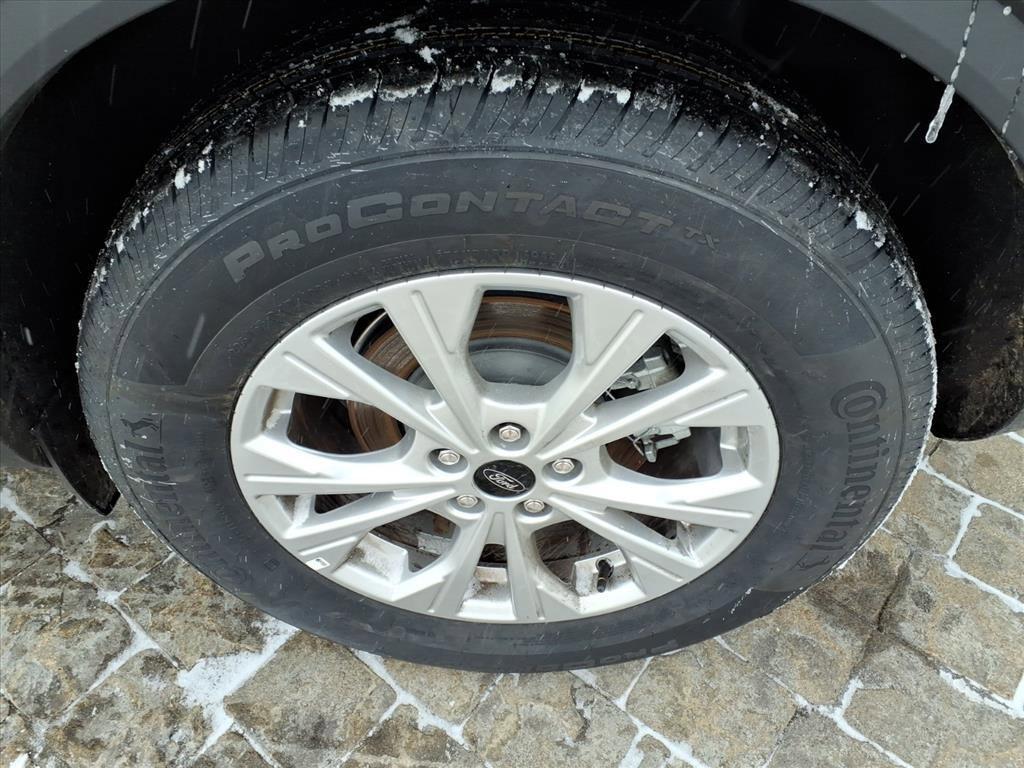 used 2025 Ford Escape car, priced at $23,276