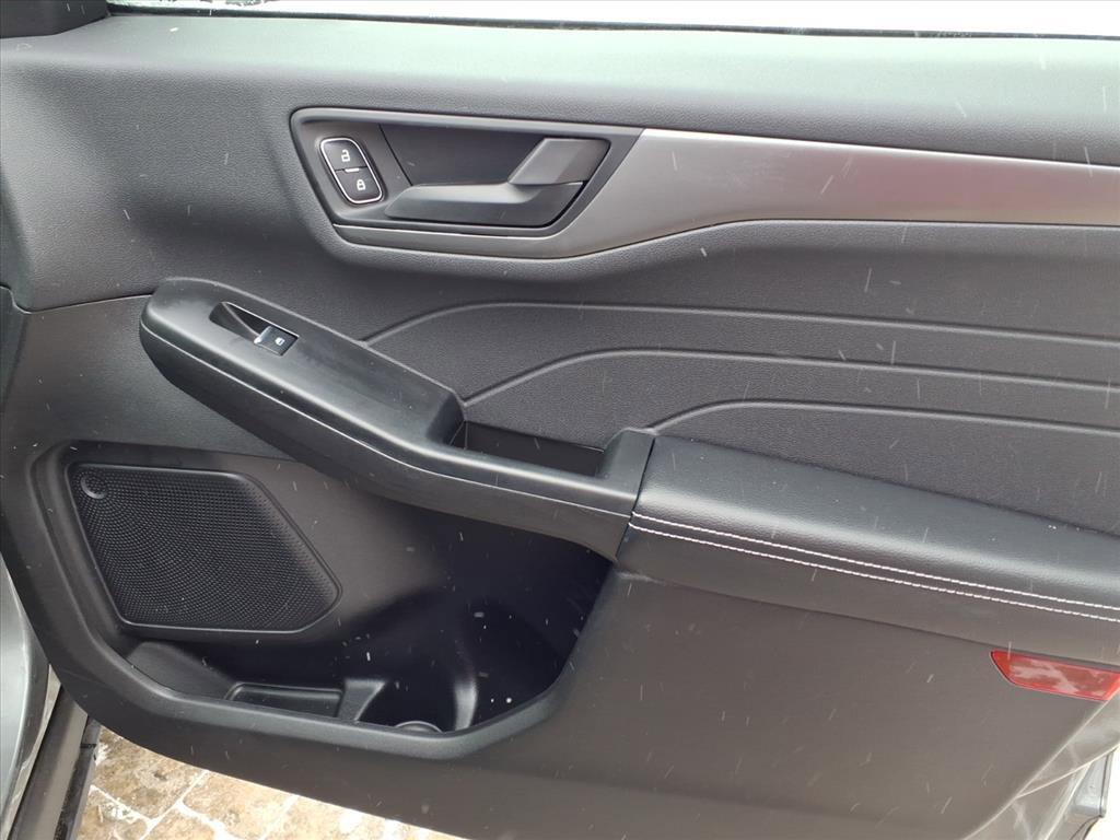 used 2025 Ford Escape car, priced at $23,276