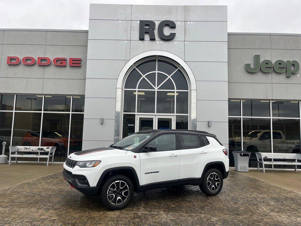 new 2026 Jeep Compass car, priced at $29,628