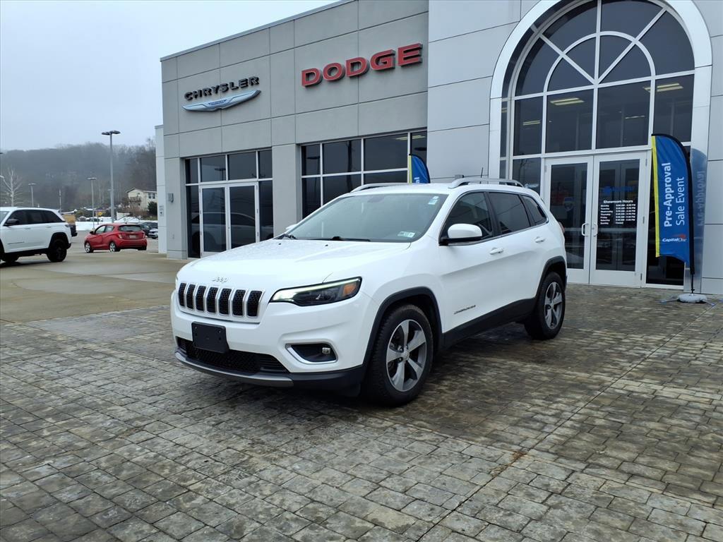 used 2019 Jeep Cherokee car, priced at $15,028