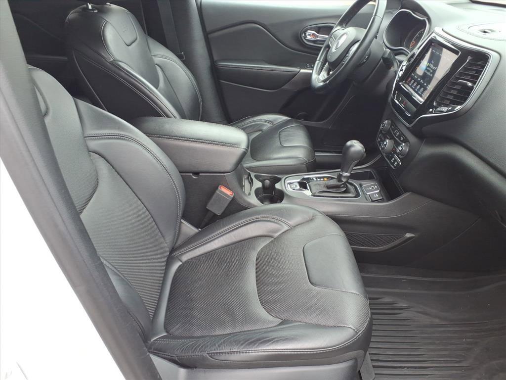 used 2019 Jeep Cherokee car, priced at $15,028