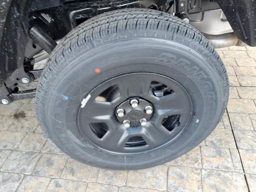 new 2026 Jeep Gladiator car, priced at $39,211