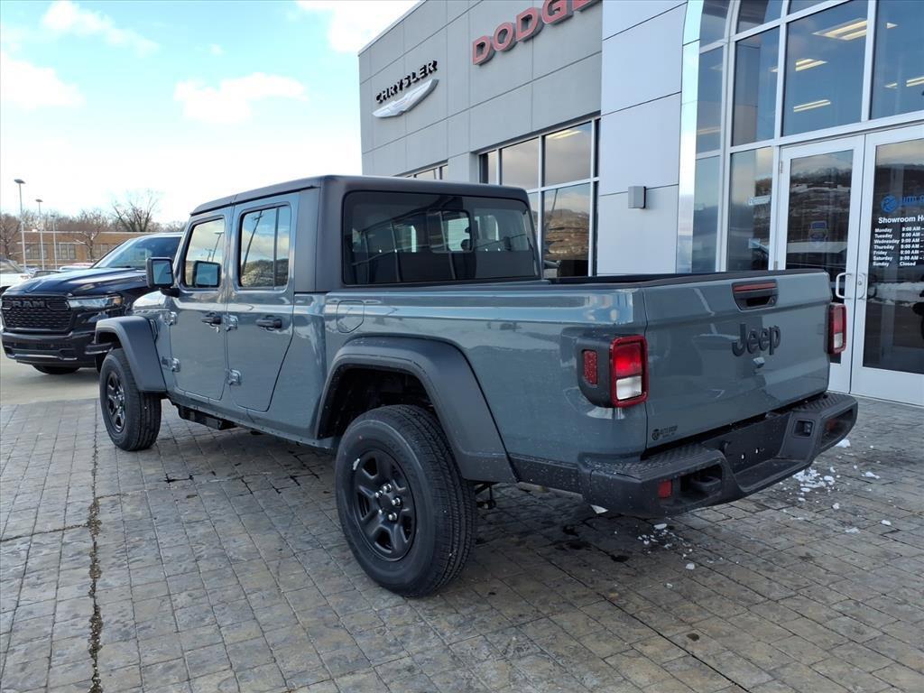 new 2026 Jeep Gladiator car, priced at $39,211