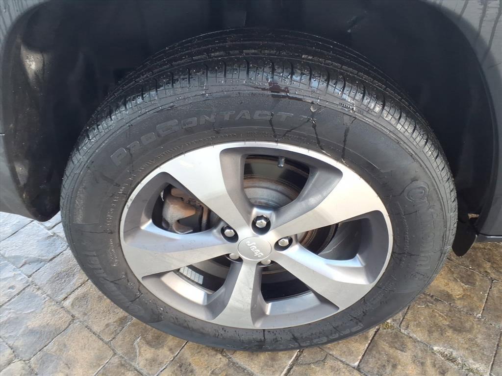 used 2022 Jeep Cherokee car, priced at $24,067